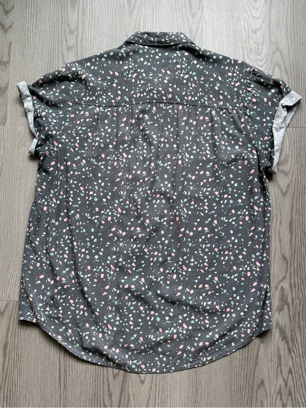 Wildfang Terrazzo Print Button Down, size L - Picture 2 of 6
